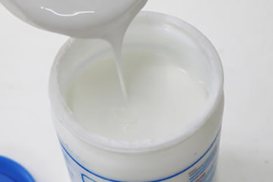 白乳胶是不是越浓固含量就越高？